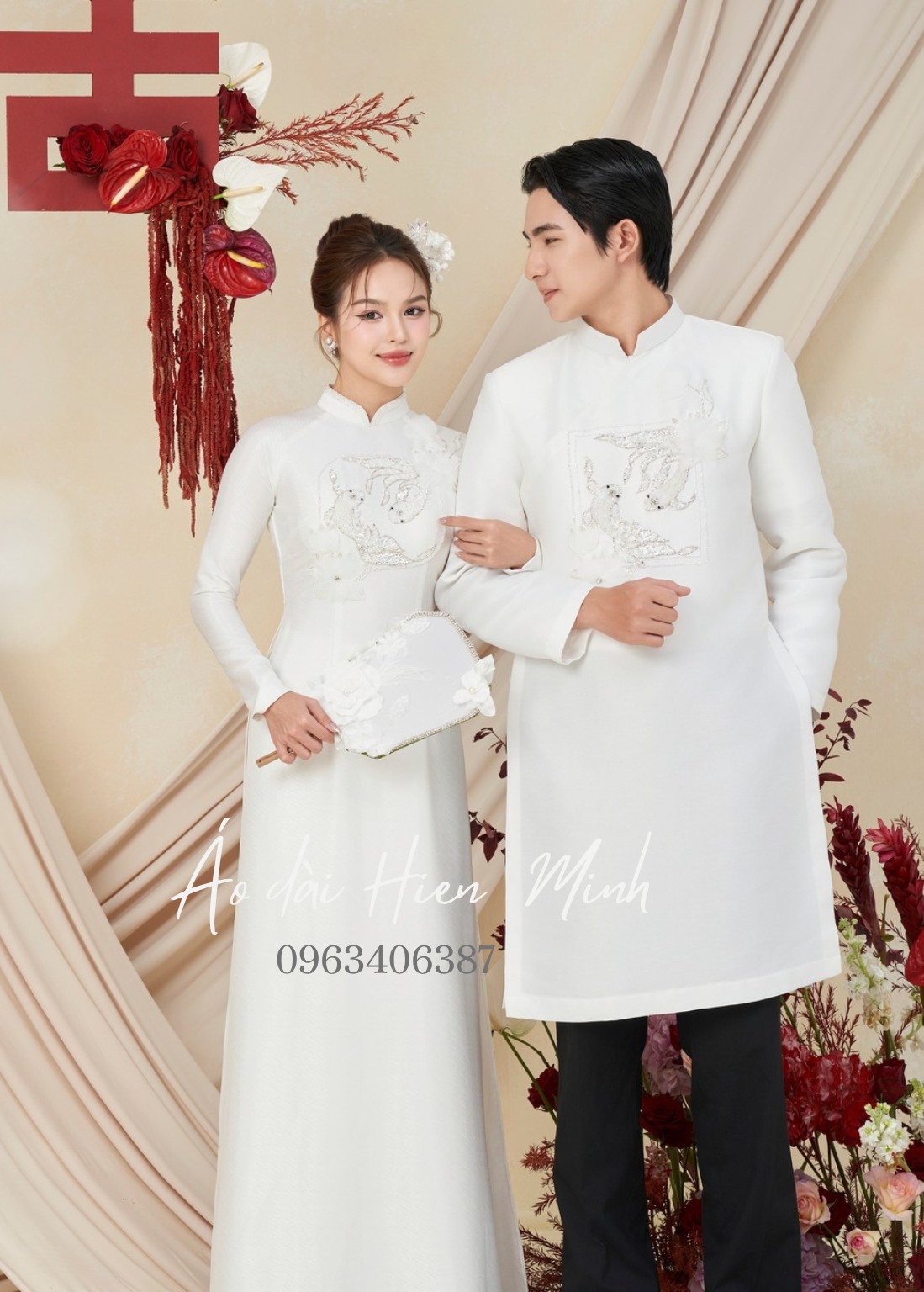 ao dai doi mau trang