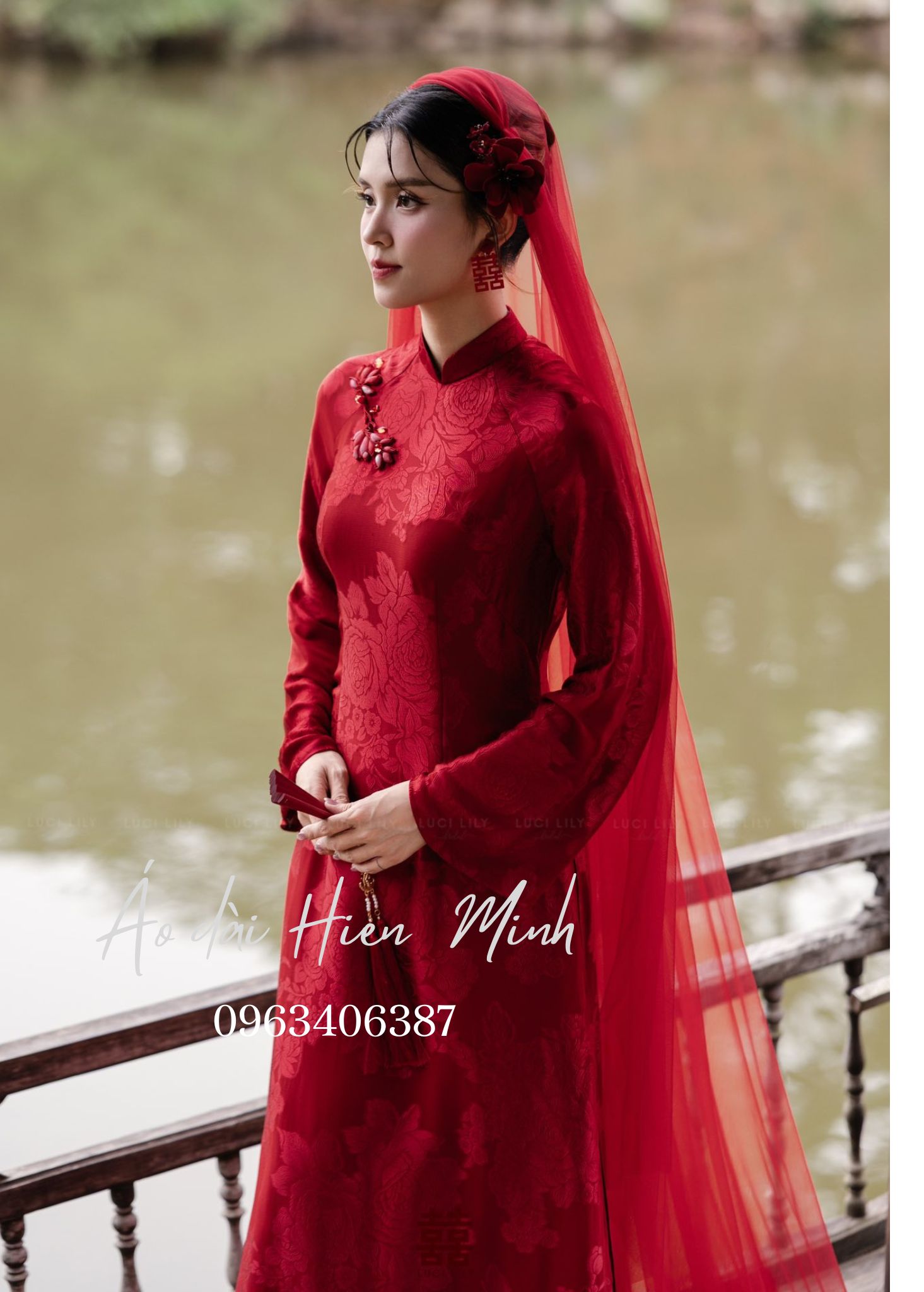 ao dai mau do co dau 