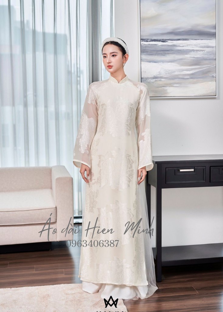 ao dai co dau thanh lich