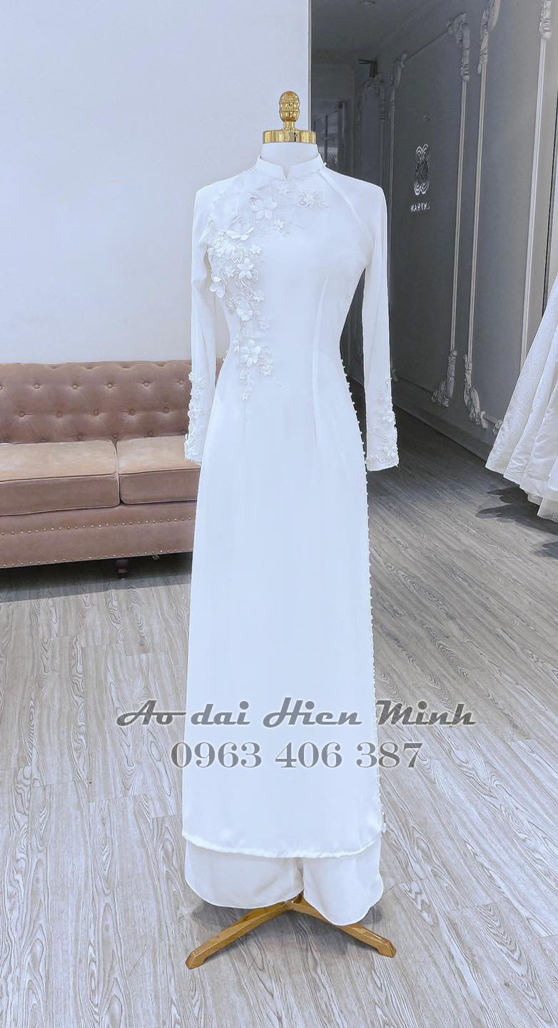 ao dai co dau vai lụa