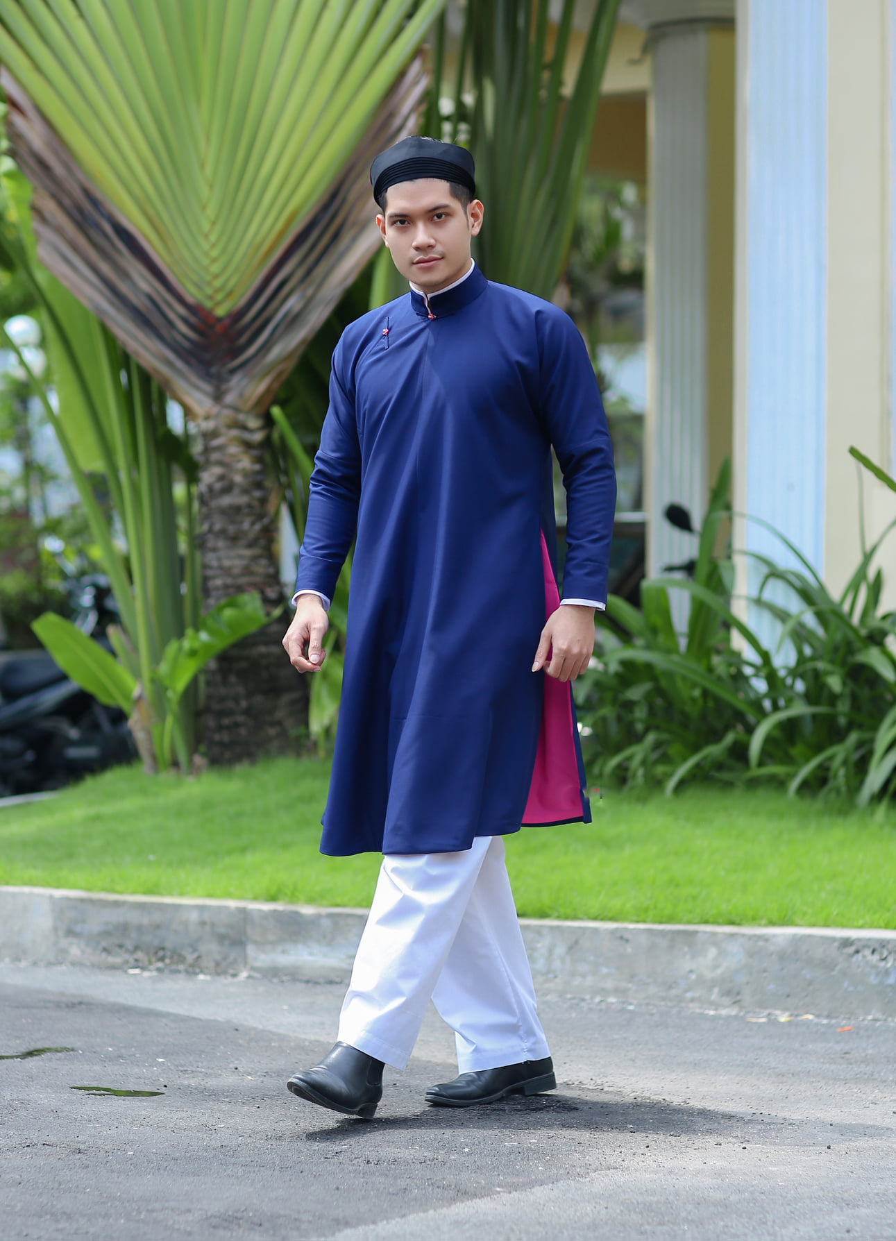 ao dai ngu than tay chen