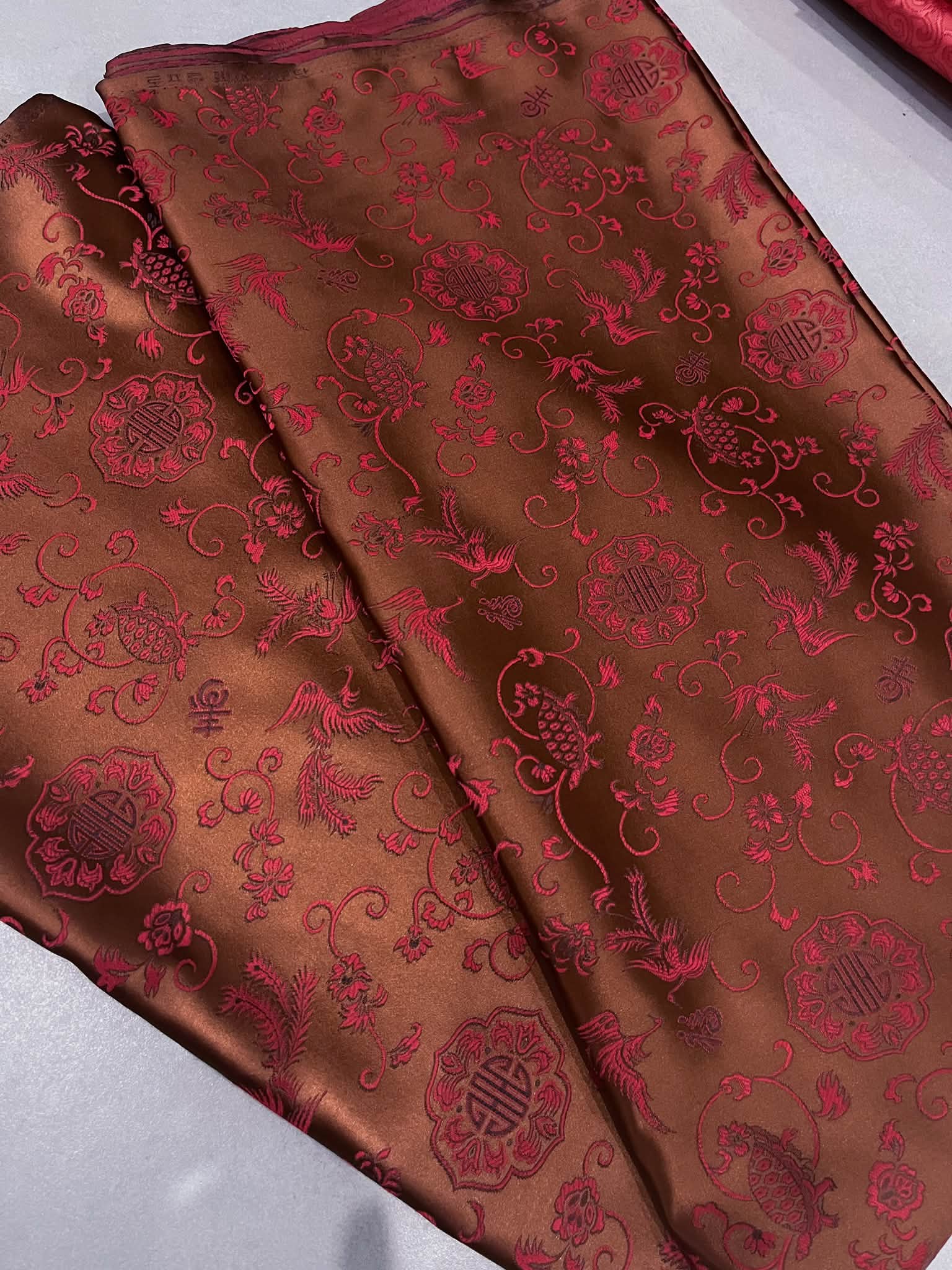 vai may ao dai ngu than