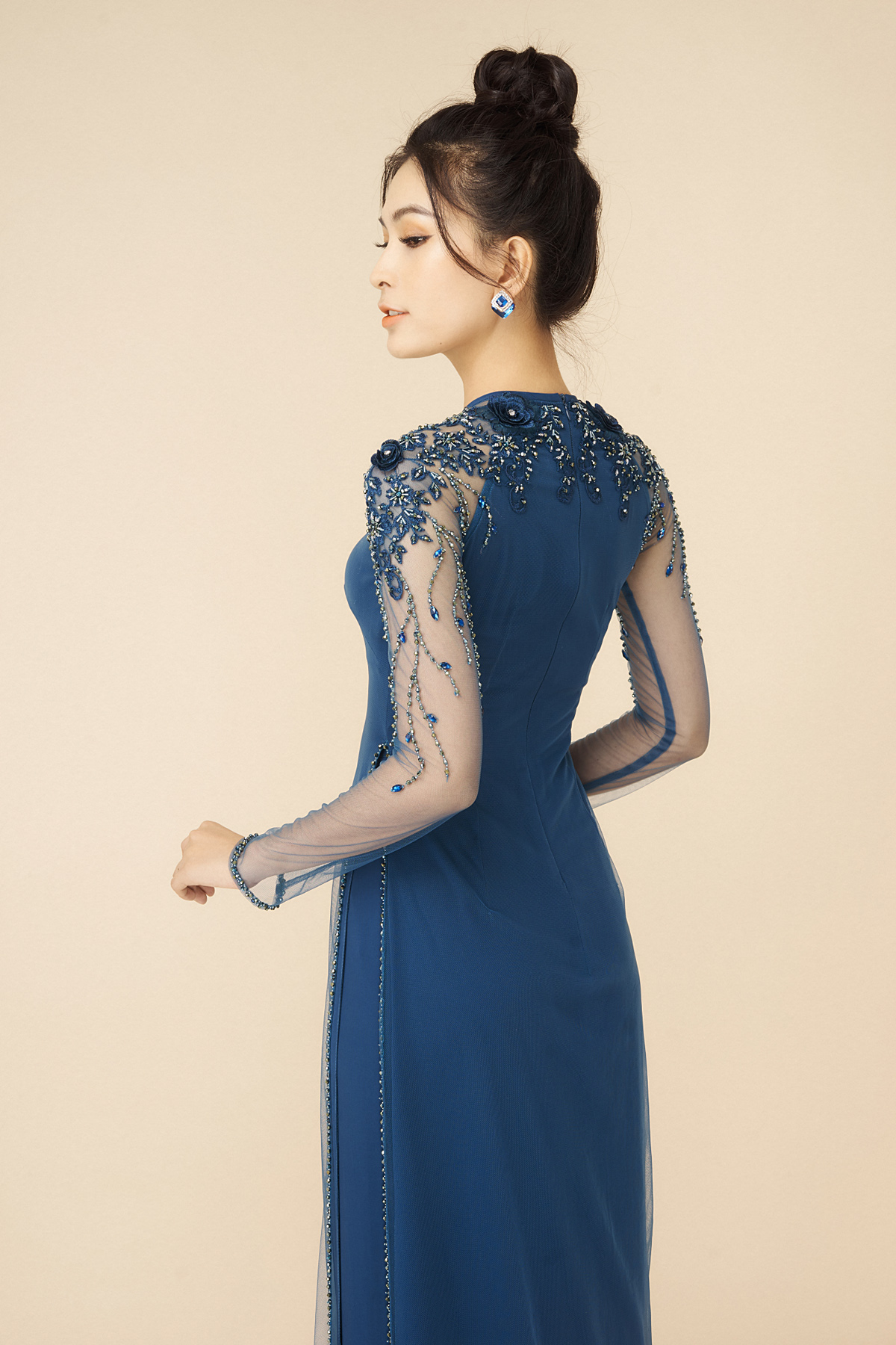 ao dai cuoi danh cho me co dau