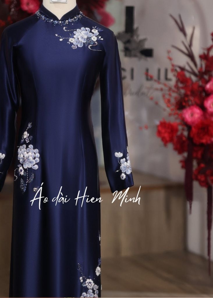 may ao dai me chong