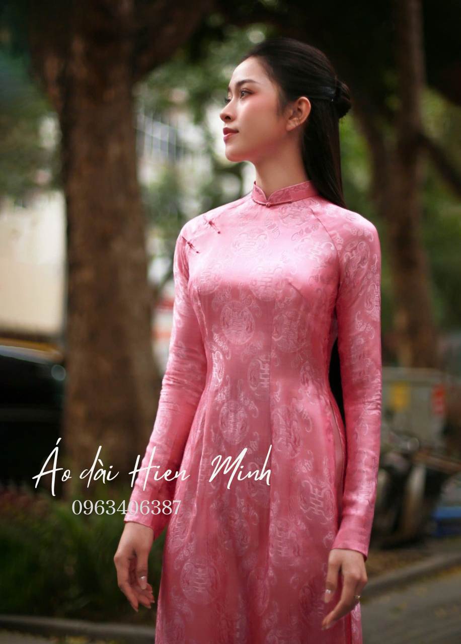 ao dai truyen thong mau hong