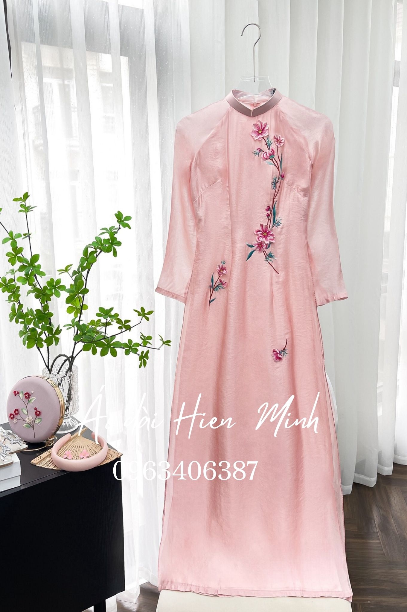 ao dai mau hong