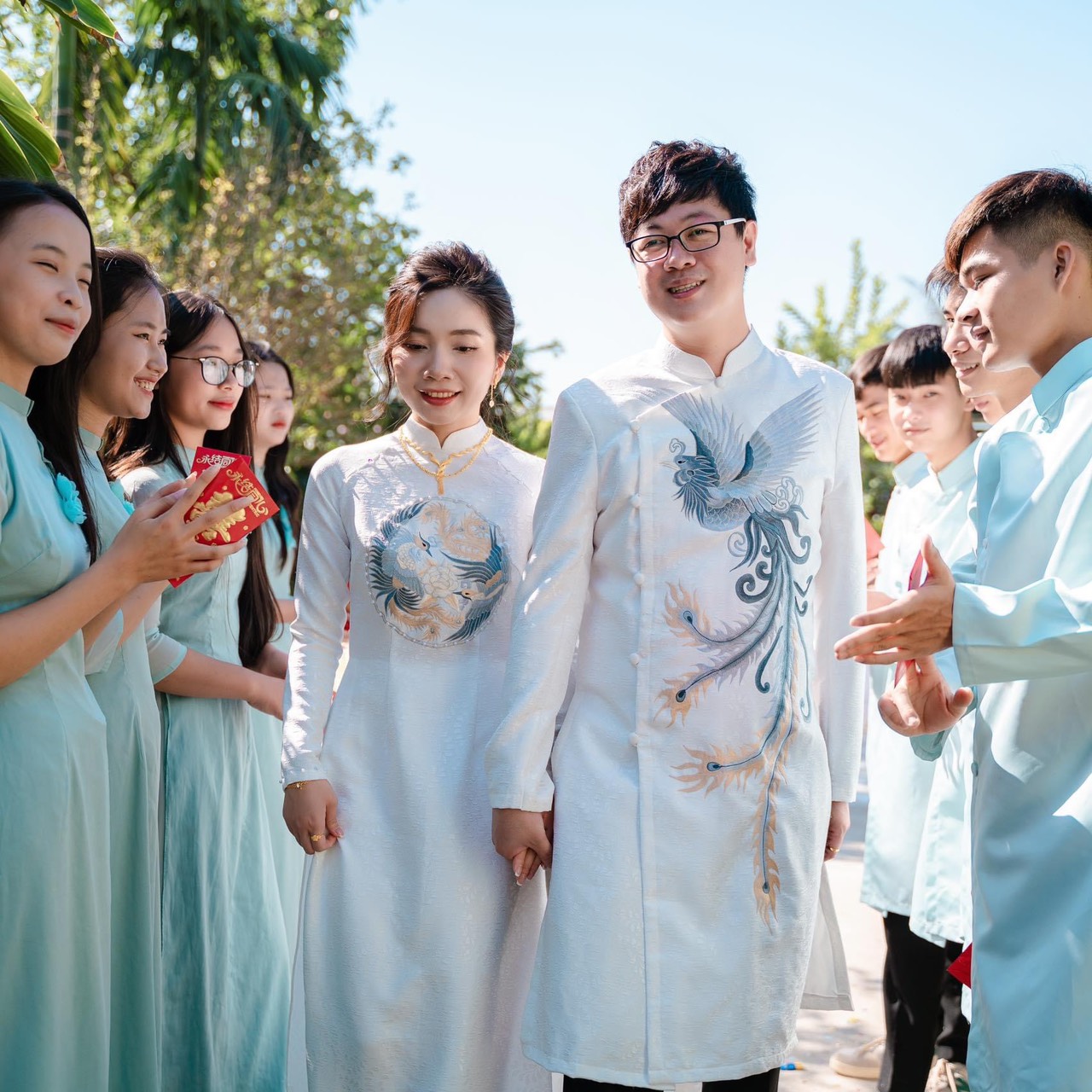 Áo dài cưới đôi truyền thống 2026 - Xu hướng được nhiều cặp đôi yêu thích