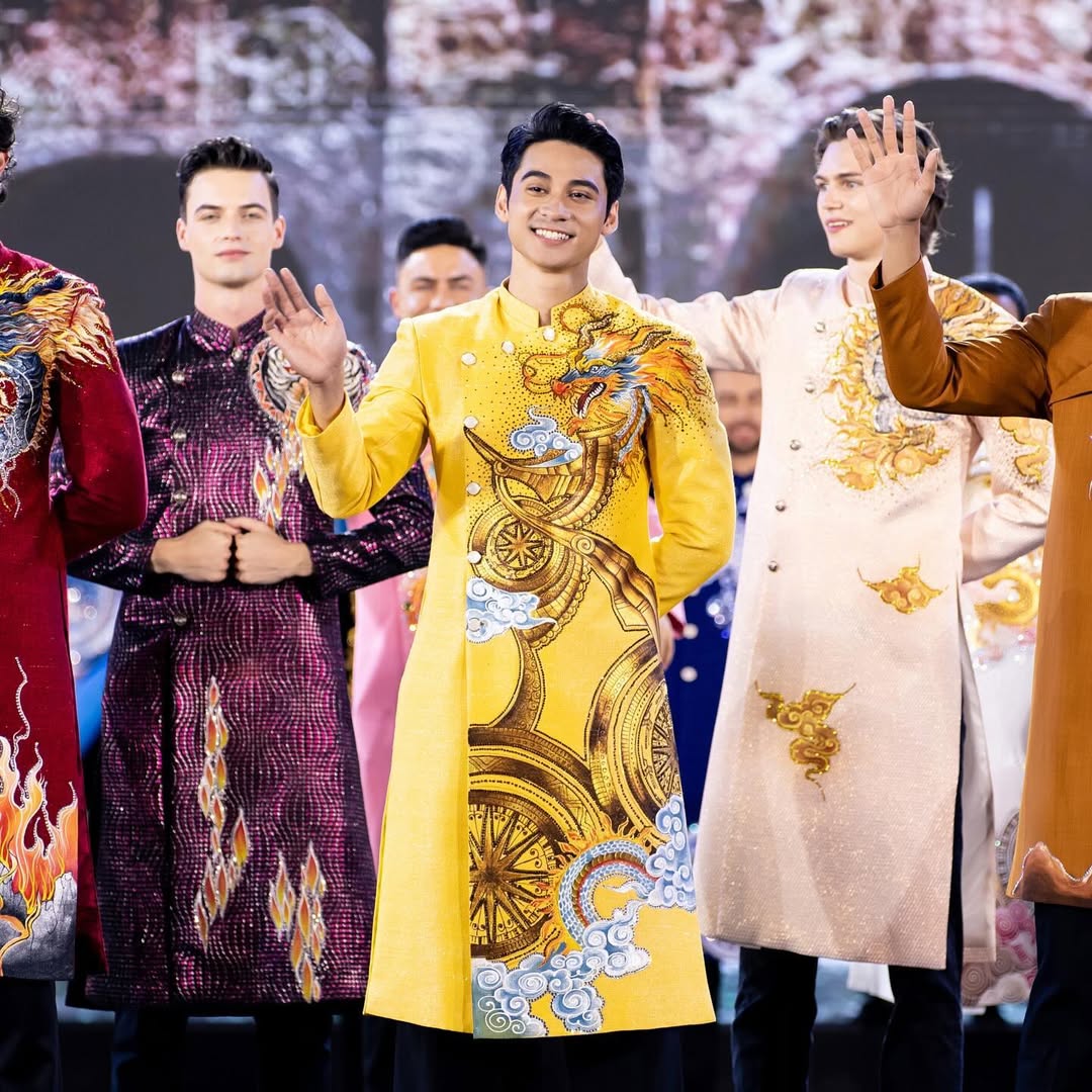 Áo dài nam màu vàng họa tiết rồng đính kết cao cấp