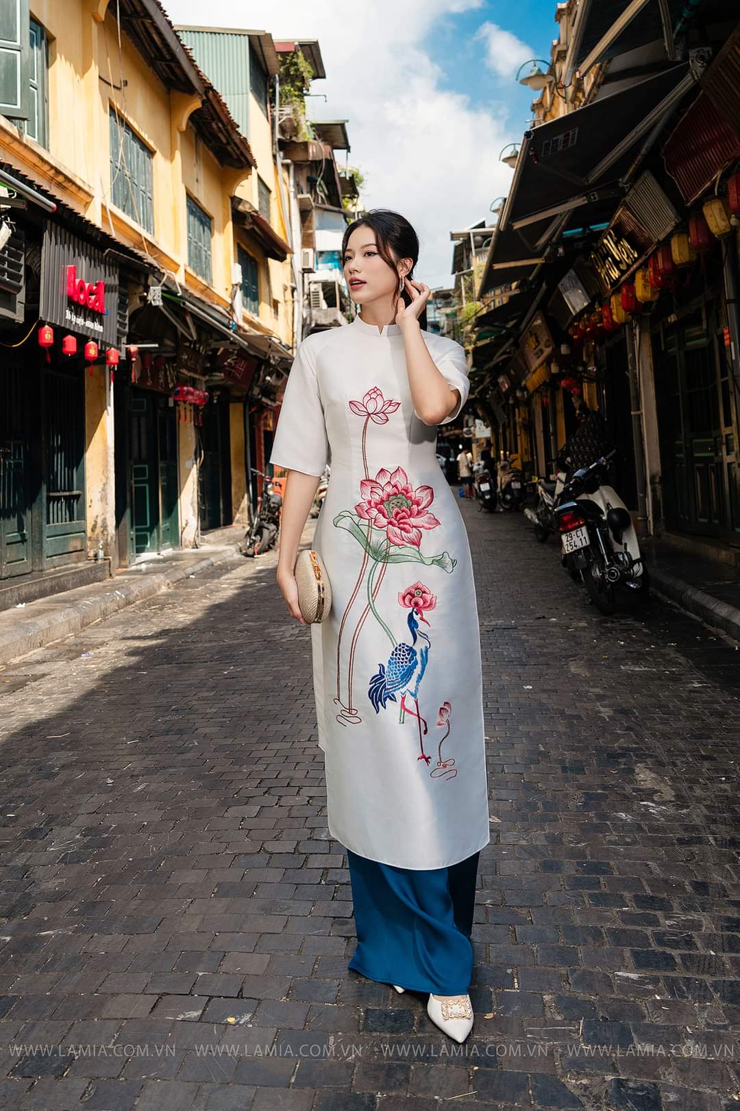 Top 50+ Mẫu Áo Dài Dự Tiệc Year End Party Đẹp - Sang Trọng &  Nổi Bật