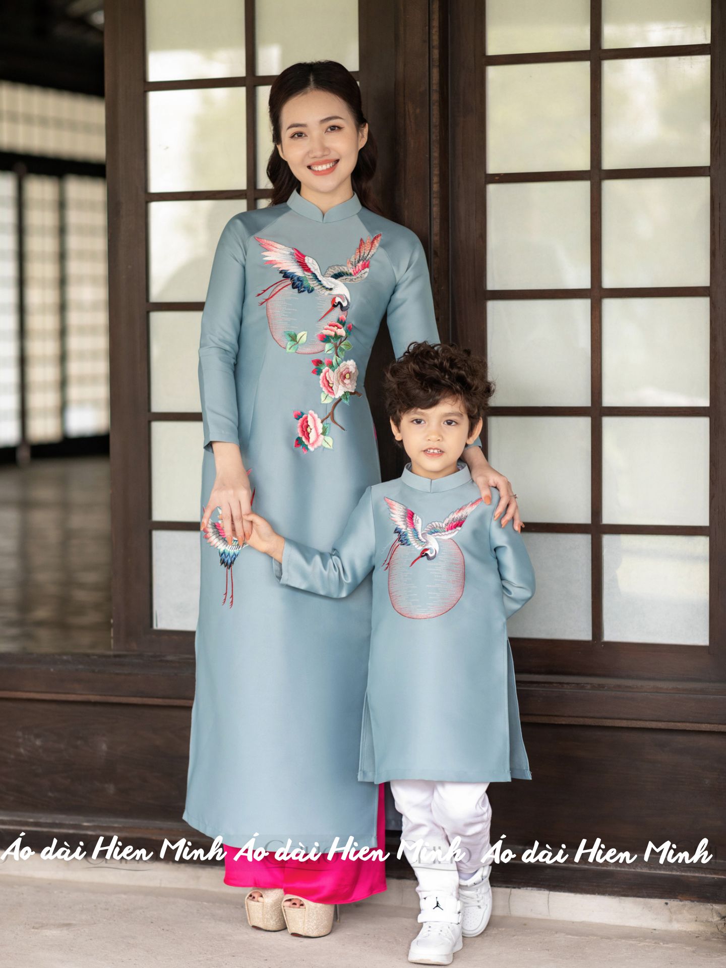 BST  Mẫu Áo Dài Gia Đình Đẹp Nhất Cho Tết 2026