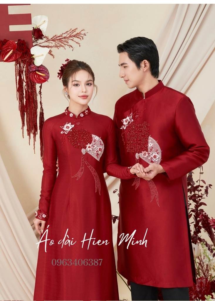 &Aacute;o d&agrave;i cưới đ&ocirc;i truyền thống 2026 - Xu hướng được nhiều cặp đ&ocirc;i y&ecirc;u th&iacute;ch