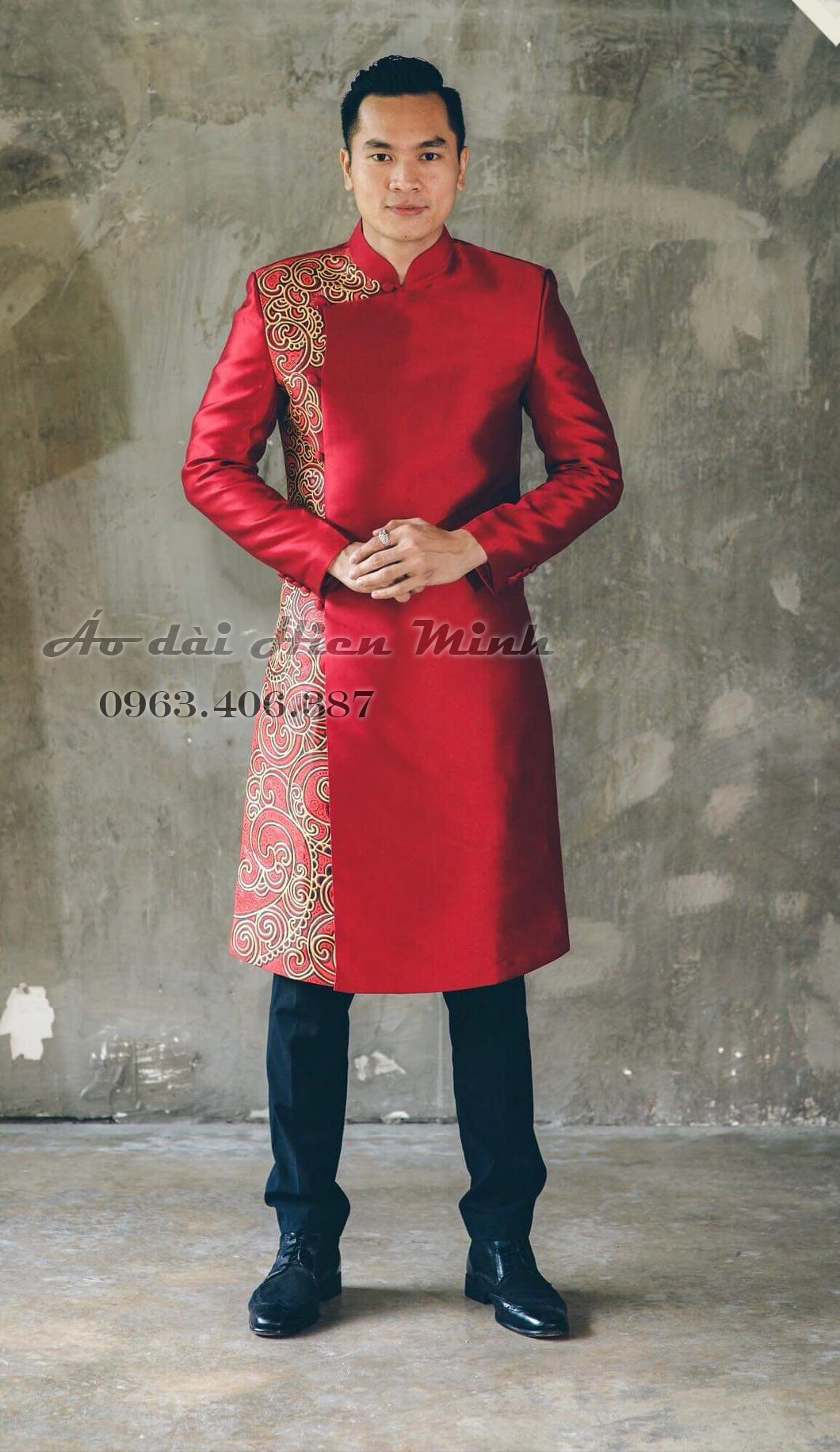 Ao dai cach tan nam mau do sang trong