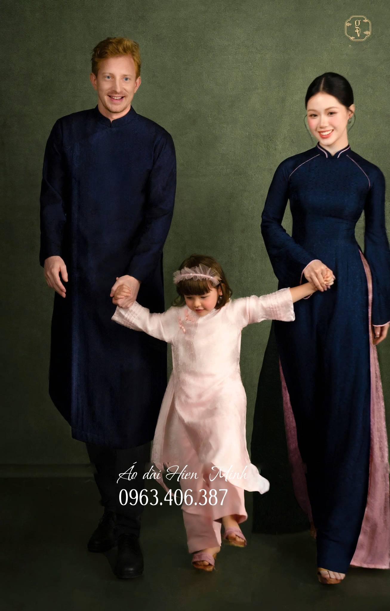 BST  Mẫu &Aacute;o D&agrave;i Gia Đ&igrave;nh Đẹp Nhất Cho Tết 2026