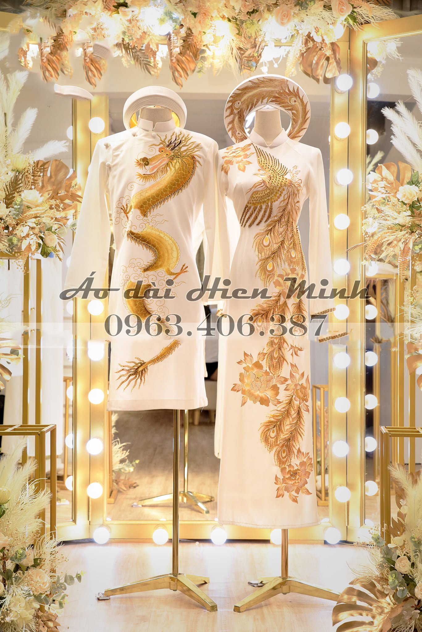 &Aacute;o d&agrave;i cưới đ&ocirc;i truyền thống 2026 - Xu hướng được nhiều cặp đ&ocirc;i y&ecirc;u th&iacute;ch