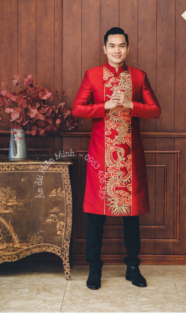 ao dai nam cach tan mau do 