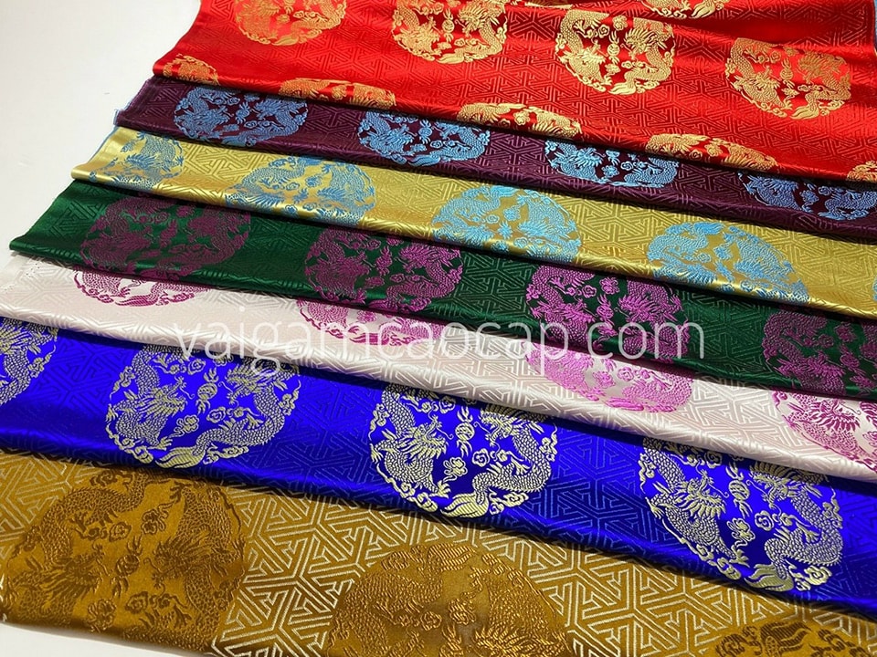 Top những mẫu áo dài nam vải gấm  được ưa chuộng nhất dịp Tết