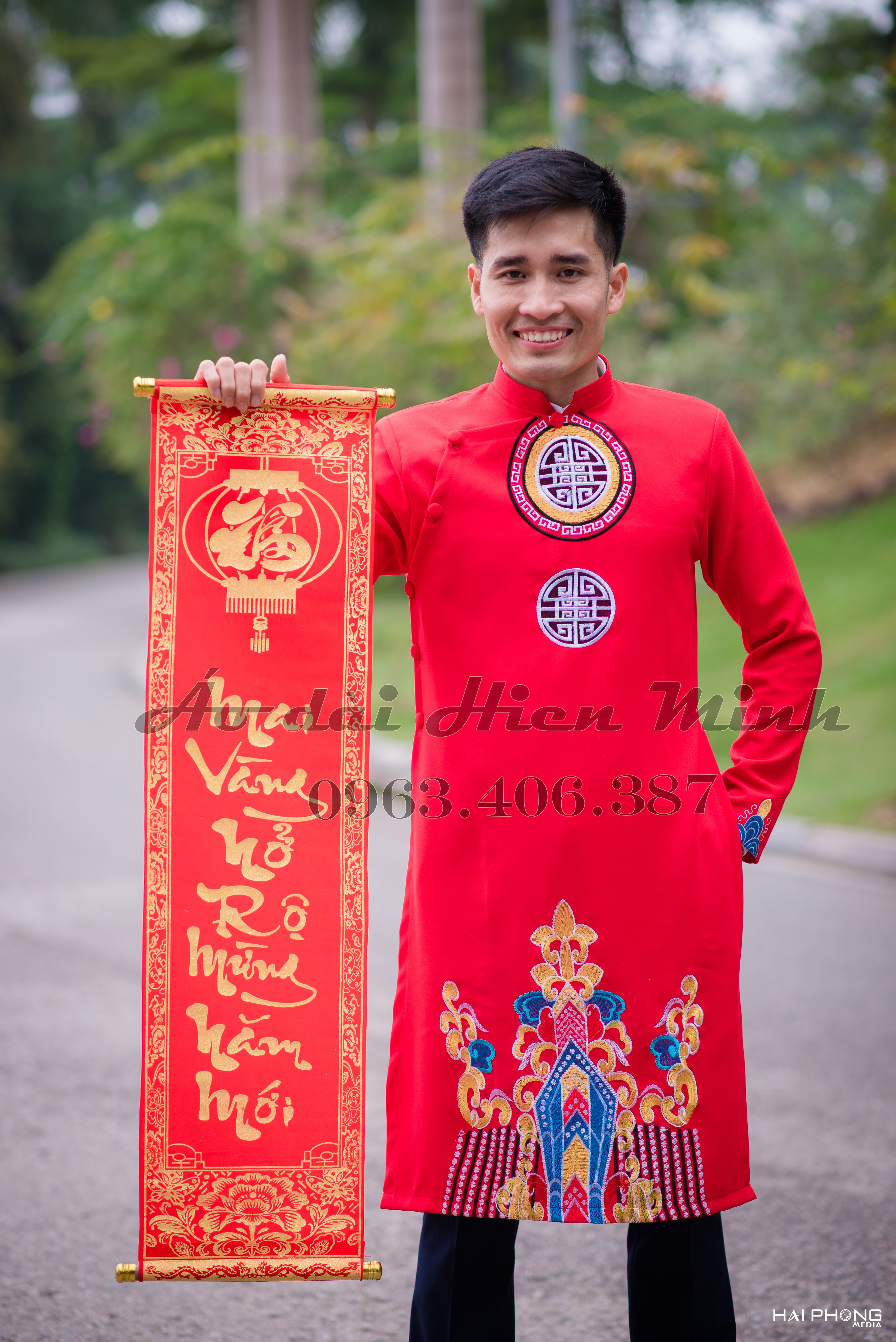 ao dai cach tan nam