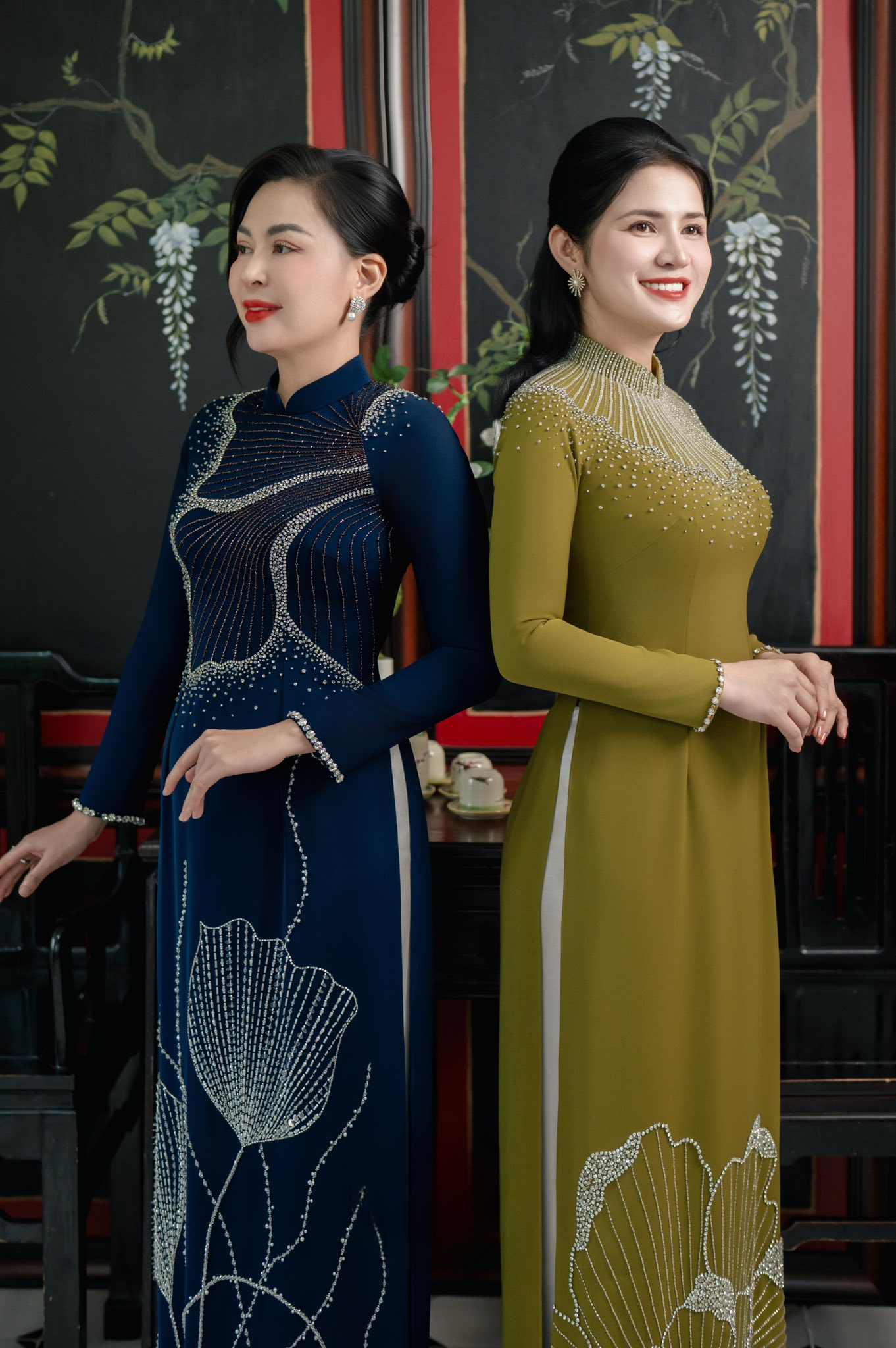 15+ Mẫu &aacute;o d&agrave;i b&agrave; sui thanh lịch, sang trọng cho mẹ c&ocirc; d&acirc;u, ch&uacute; rể trong ng&agrave;y cưới