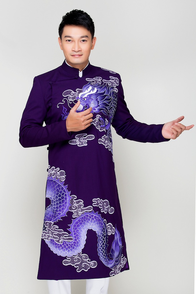 ao dai cach tan nam