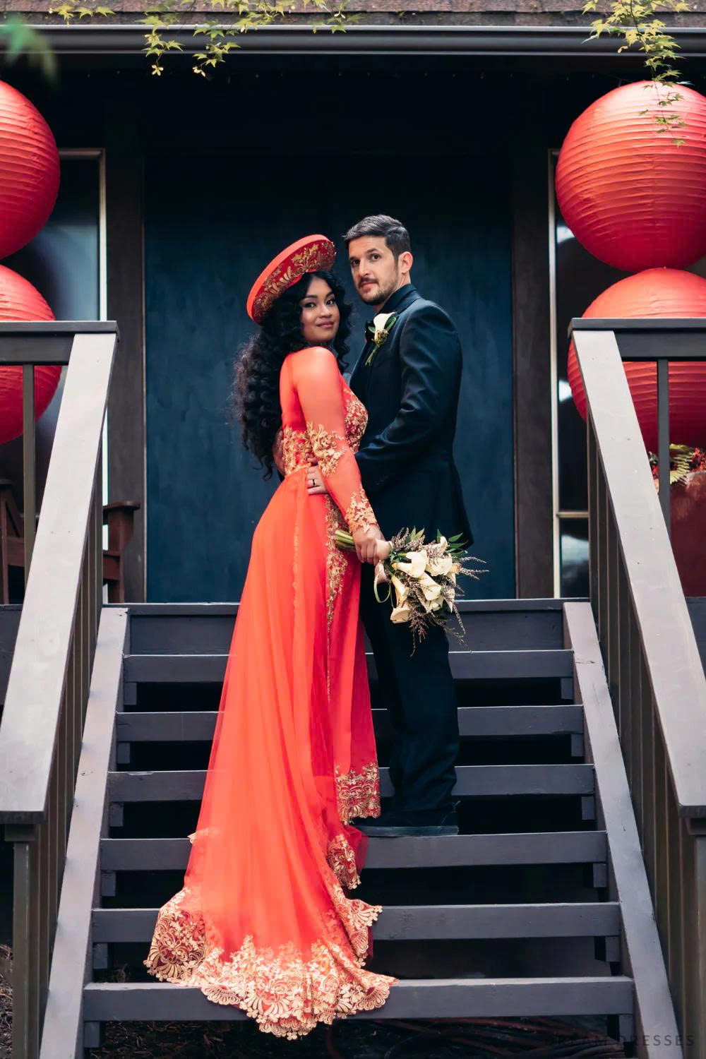 &Aacute;o d&agrave;i Việt Nam trong mắt bạn b&egrave; quốc tế - Vẻ đẹp chinh phục mọi nền văn h&oacute;a