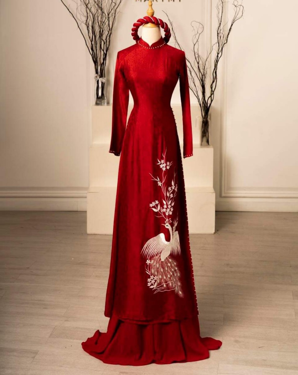 C&aacute;ch chọn &aacute;o d&agrave;i cưới cho c&ocirc; d&acirc;u mập gi&uacute;p che khuyết điểm v&agrave; t&ocirc;n d&aacute;ng hiệu quả