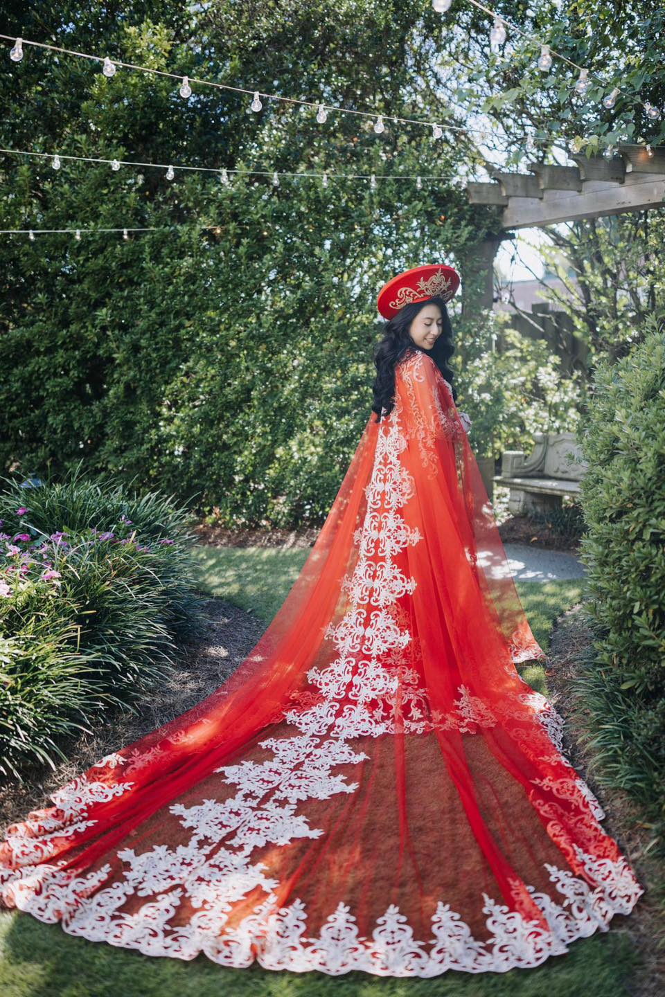 &Aacute;o d&agrave;i cưới cho c&ocirc; d&acirc;u Việt hải ngoại - Giữ trọn n&eacute;t truyền thống trong ng&agrave;y trọng đại