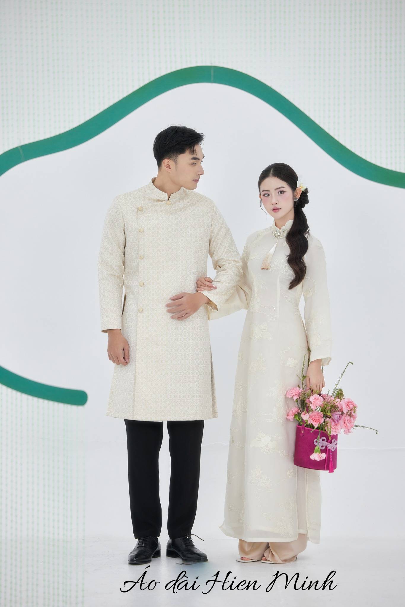 Áo dài cưới đôi màu kem
