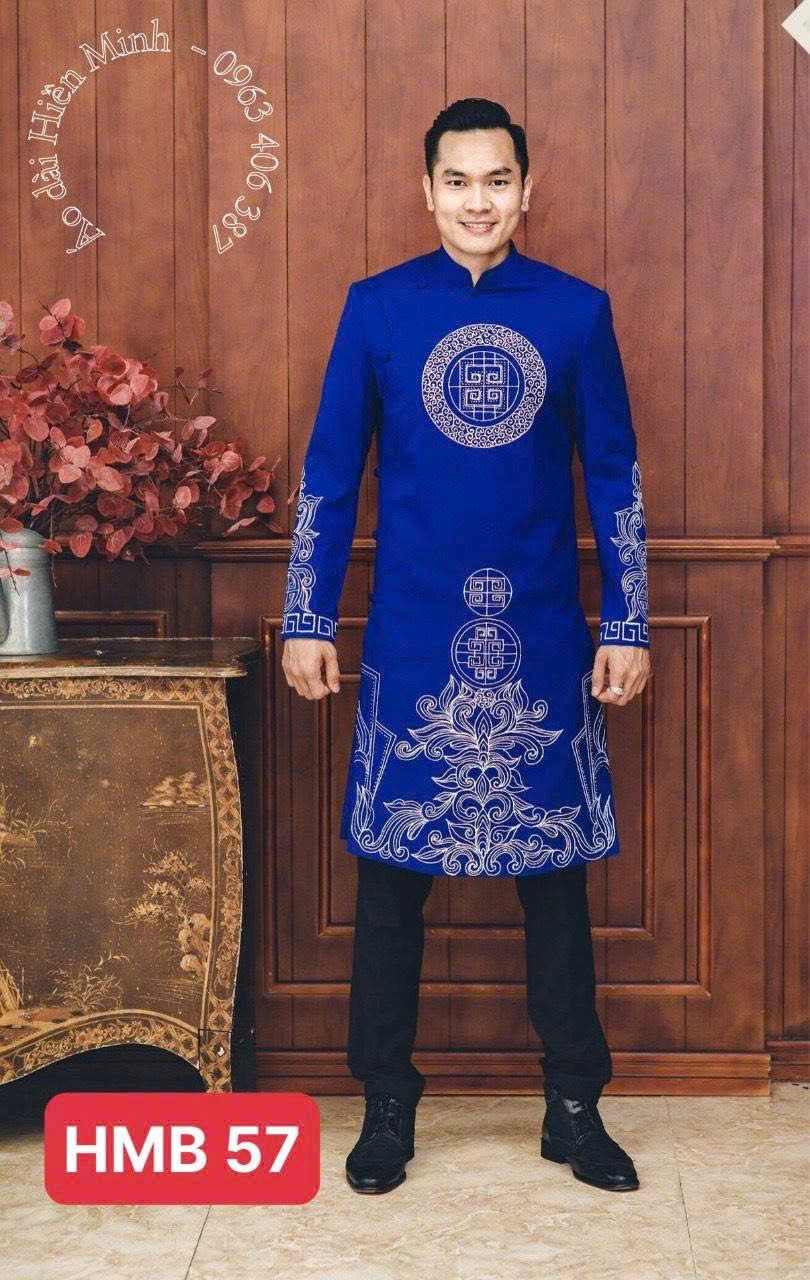 Áo Dài Cách Tân Nam Trung Niên Đẹp, Sang Trọng Và Lịch Lãm Cho Quý Ông