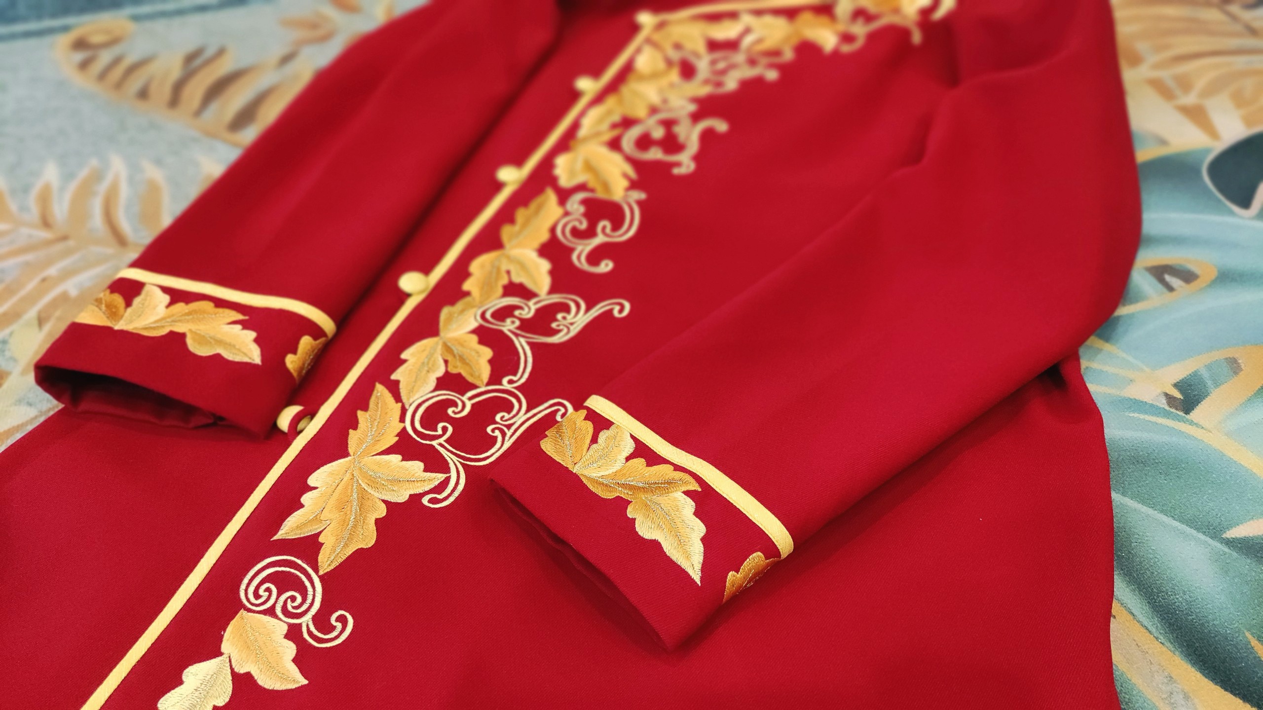 BST Áo dài cách tân nam màu đỏ mới nhất hiện nay