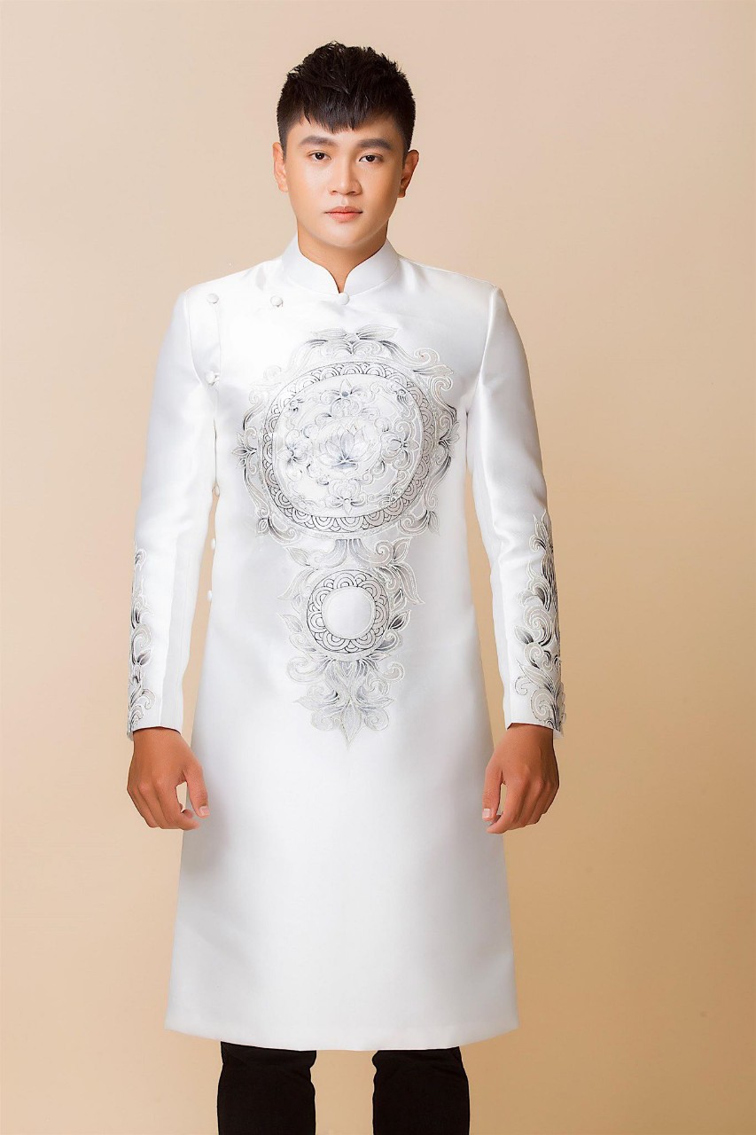 ao dai nam mau trang 