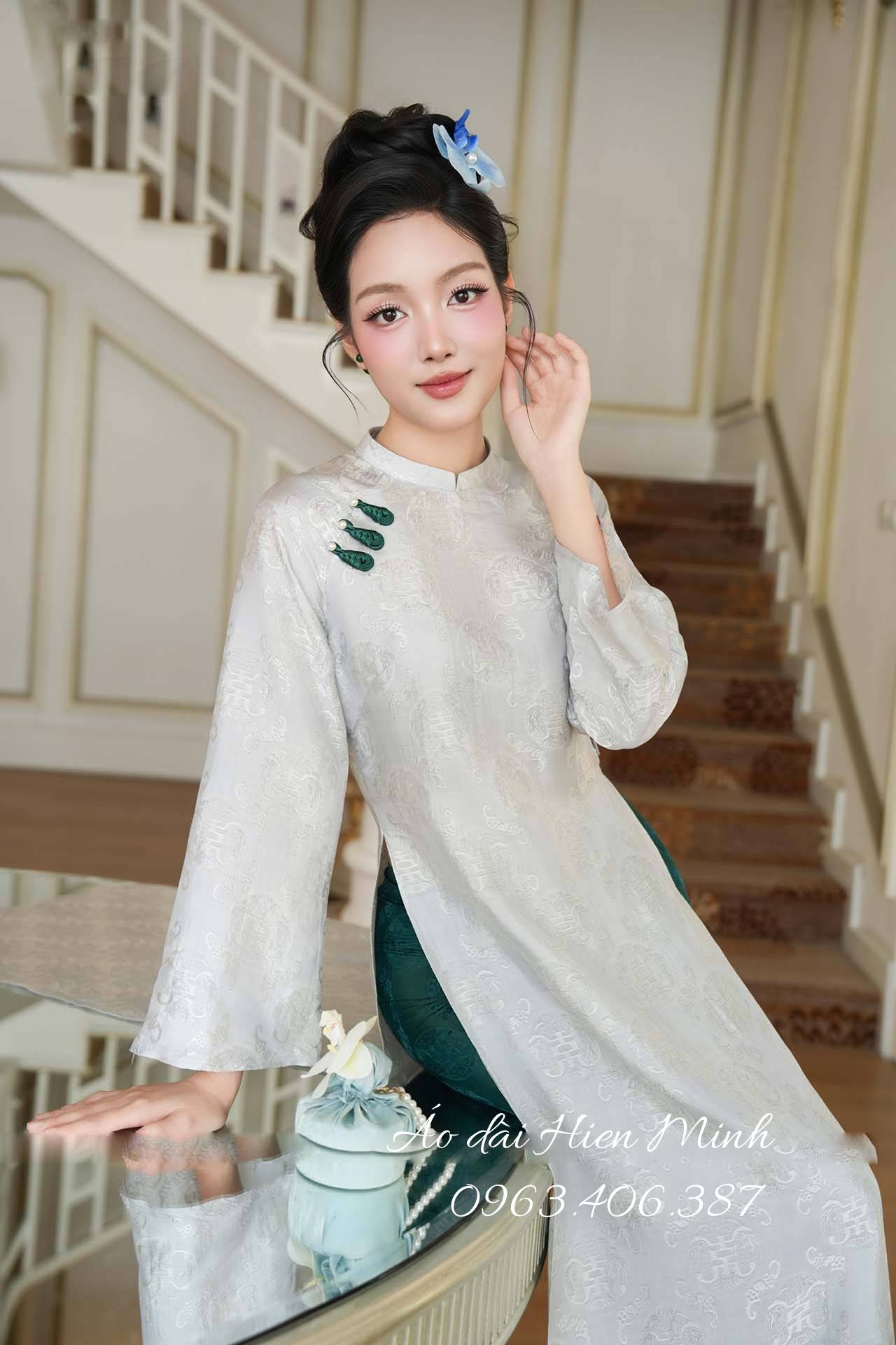 15+ Mẫu &Aacute;o D&agrave;i Nữ D&aacute;ng Su&ocirc;ng Mặc Tết Đẹp Nhất 2027