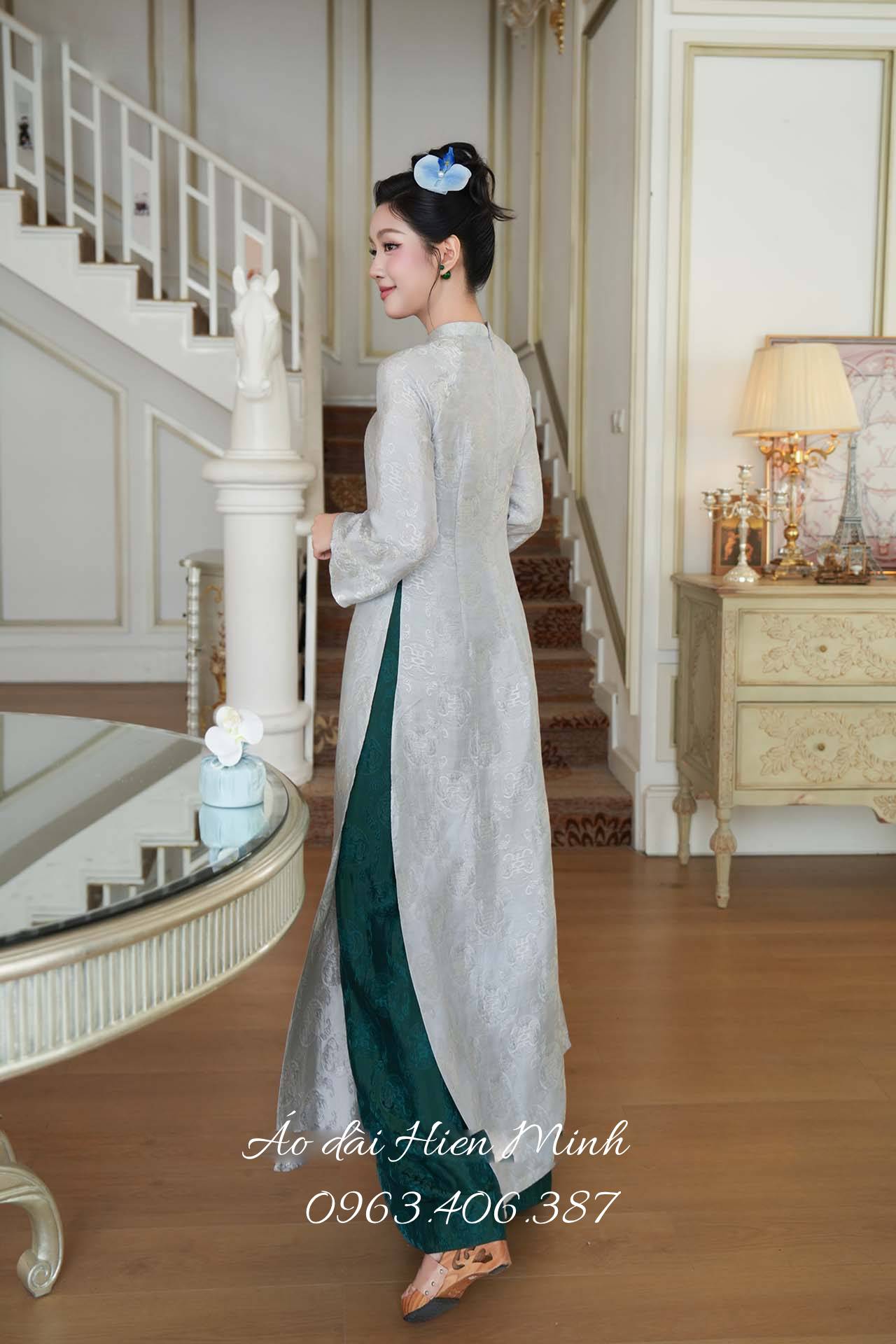 15+ Mẫu &Aacute;o D&agrave;i Nữ D&aacute;ng Su&ocirc;ng Mặc Tết Đẹp Nhất 2027
