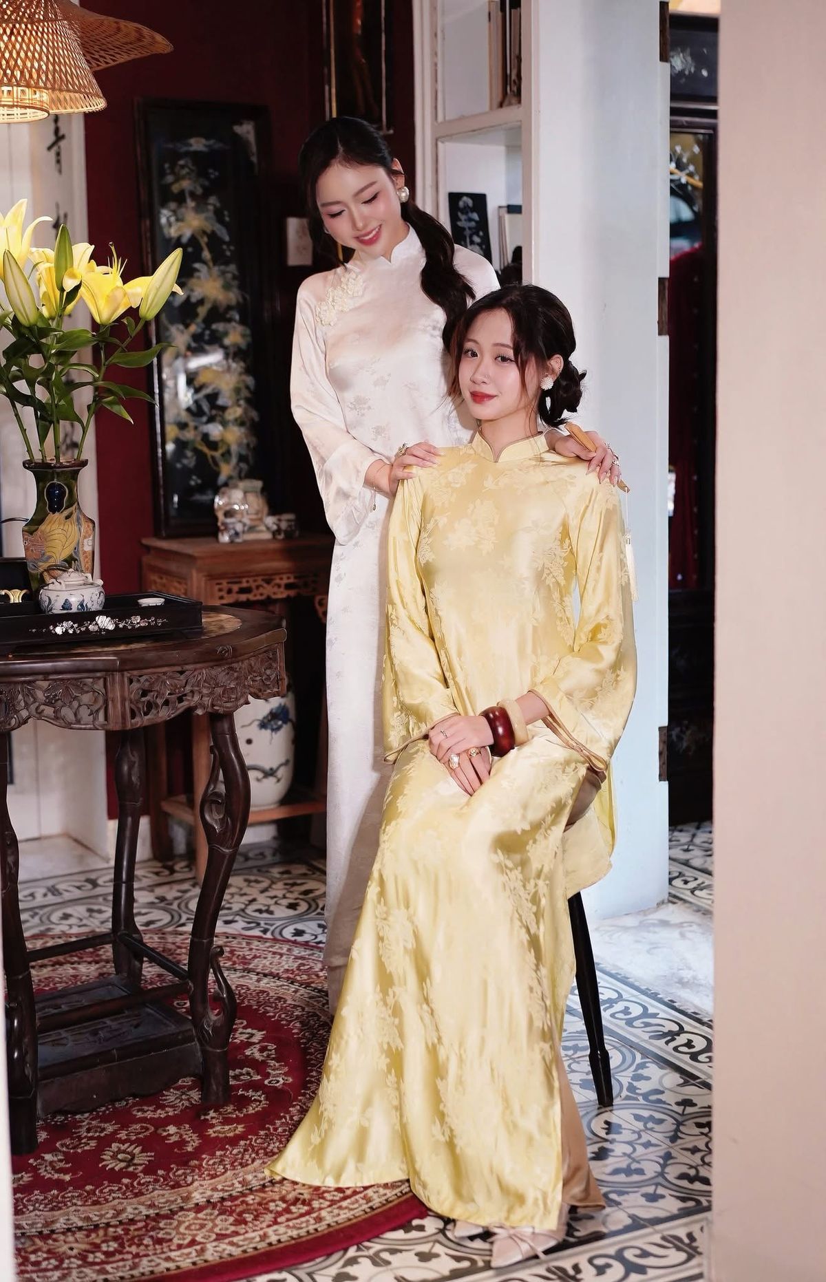 15 mẫu áo dài nữ dự đám cưới sang trọng, thanh lịch và tinh tế