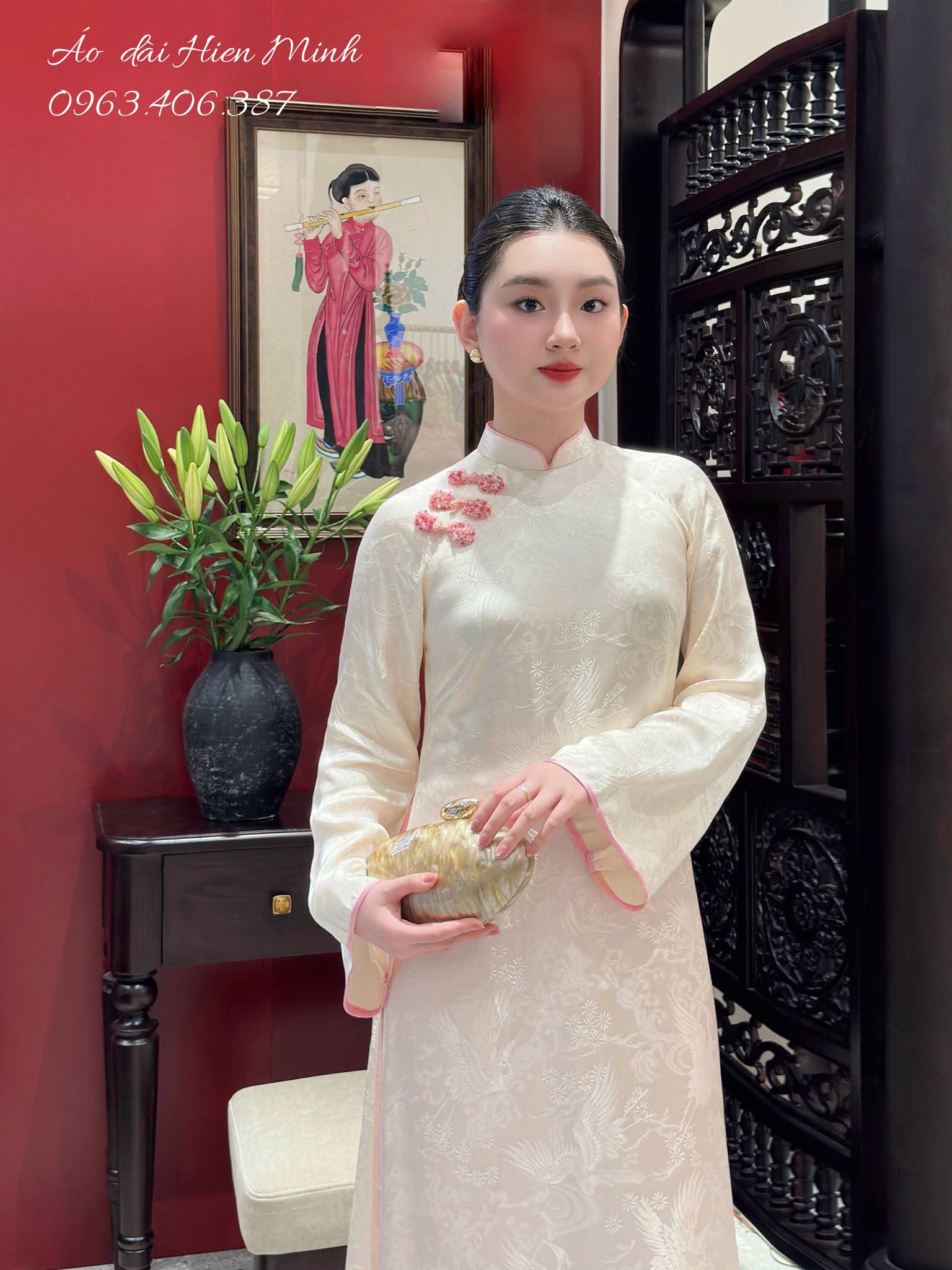 15+ Mẫu &Aacute;o D&agrave;i Nữ D&aacute;ng Su&ocirc;ng Mặc Tết Đẹp Nhất 2027