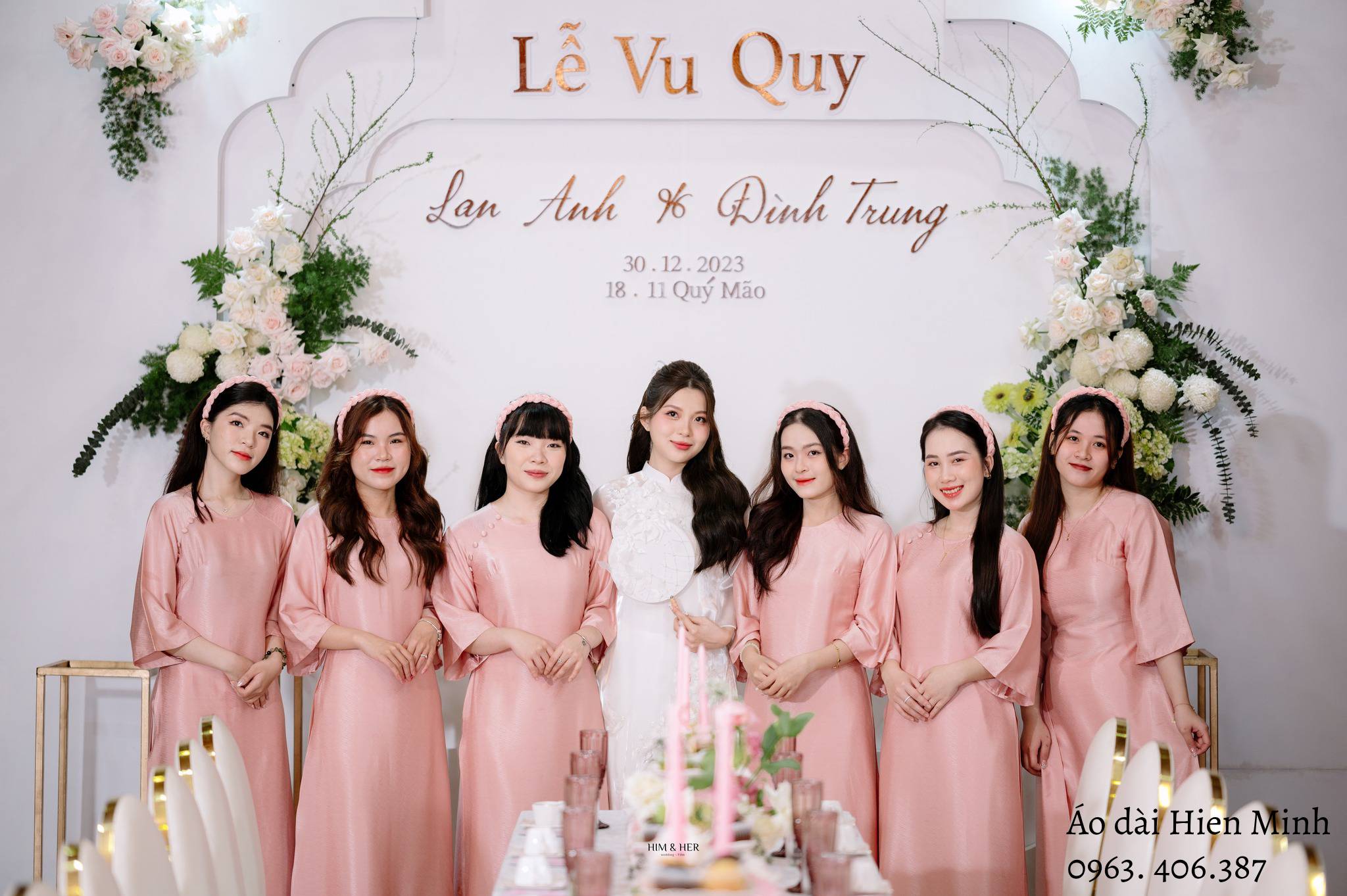 Áo dài phụ dâu dành cho ngày cưới