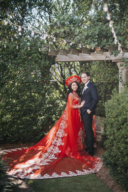 Áo dài cưới cho cô dâu Việt hải ngoại - Giữ trọn nét truyền thống trong ngày trọng đại