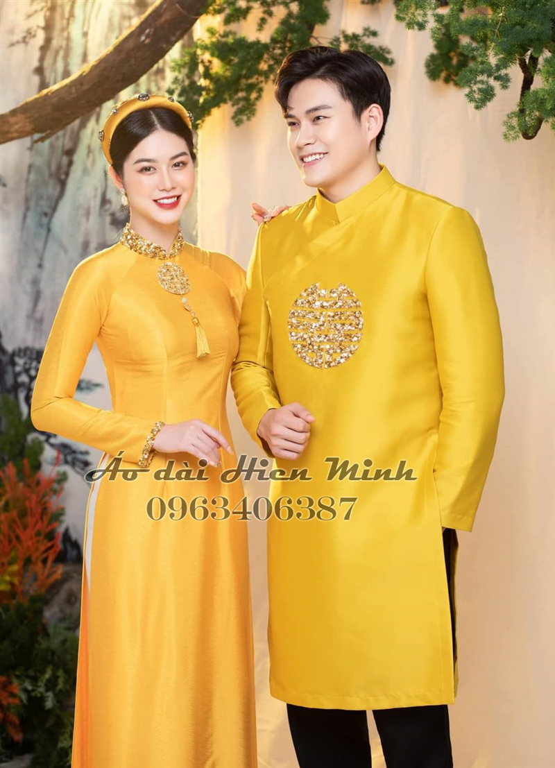 Áo dài cặp đôi màu vàng nam nữ