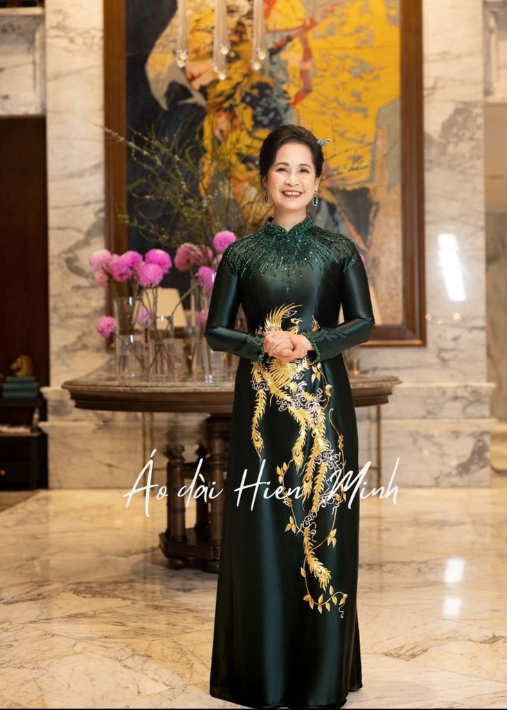 Áo dài mẹ cô dâu chú rể sang trọng - HMSG 010