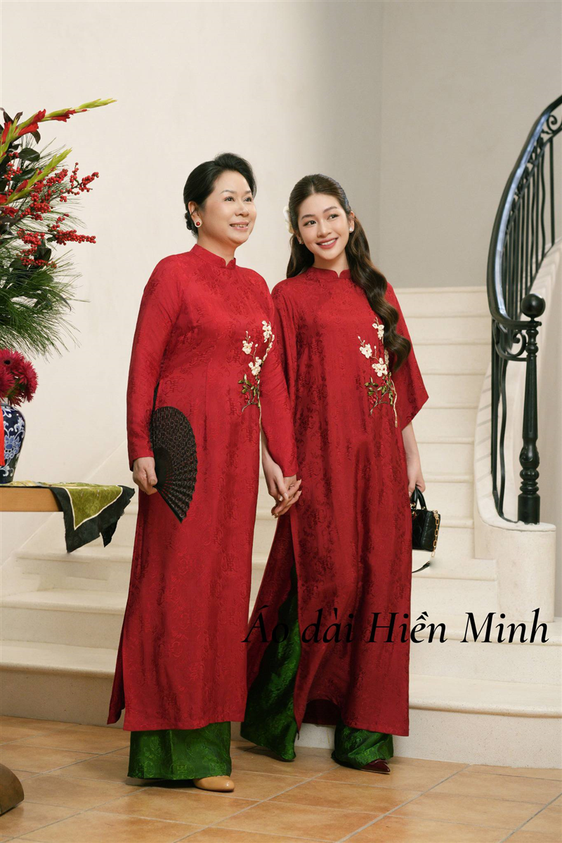 Áo dài nữ - áo dài gia đình