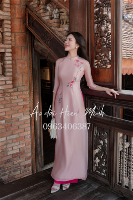 Áo dài nữ màu hồng pastel họa tiết thêu cao cấp