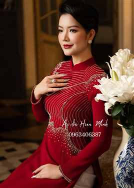 Áo dài sui gia màu đỏ