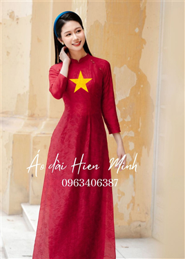 Áo dài Việt Nam họa tiết ngôi sao vàng